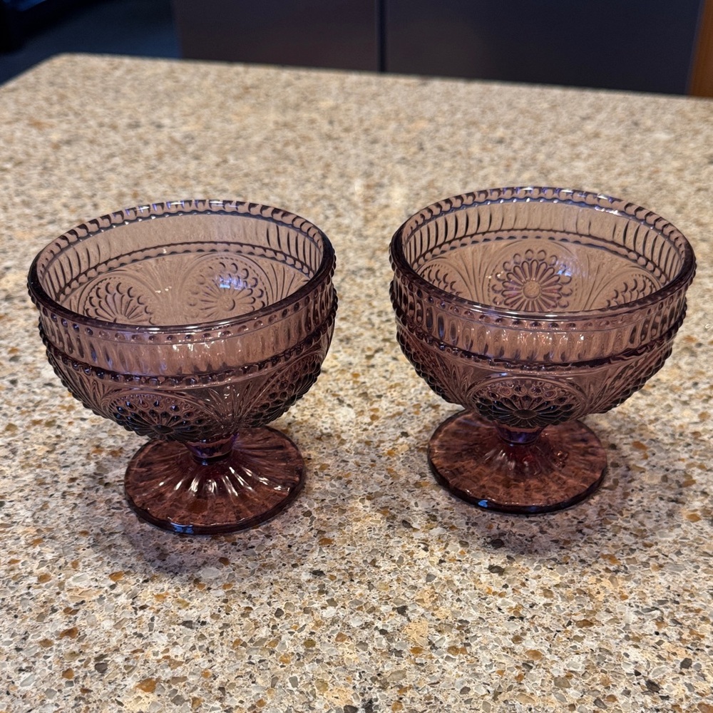 Pair of Pioneer Woman Elegant Purple Glass Footed Dessert Bowls